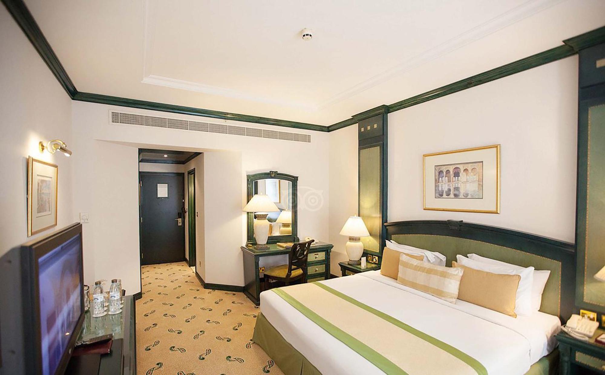 Knight Castle - Formerly Known As Carlton Palace 5* Дубай